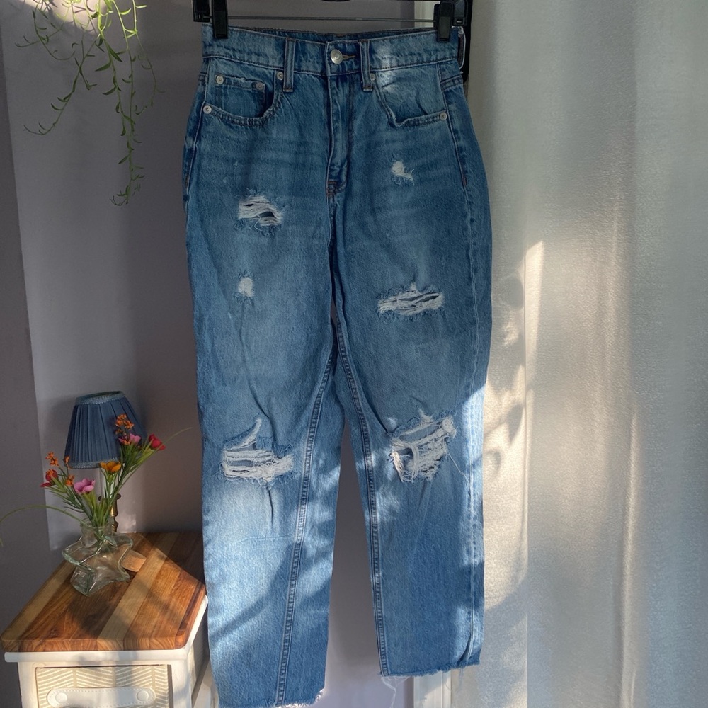 Aeropostale slim and thick curvy mom jeans.
